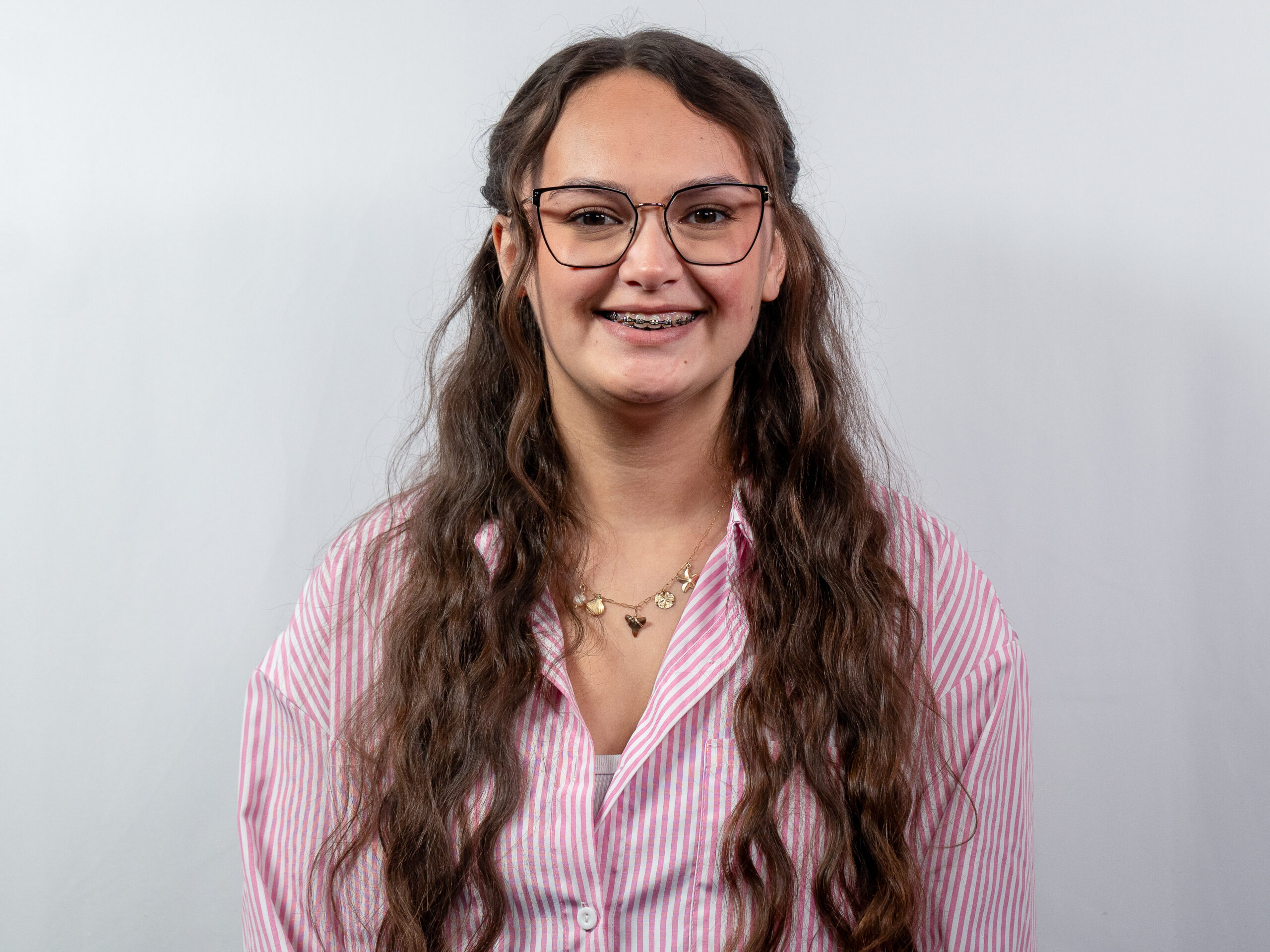 Maddie Jordan Singles Assistant