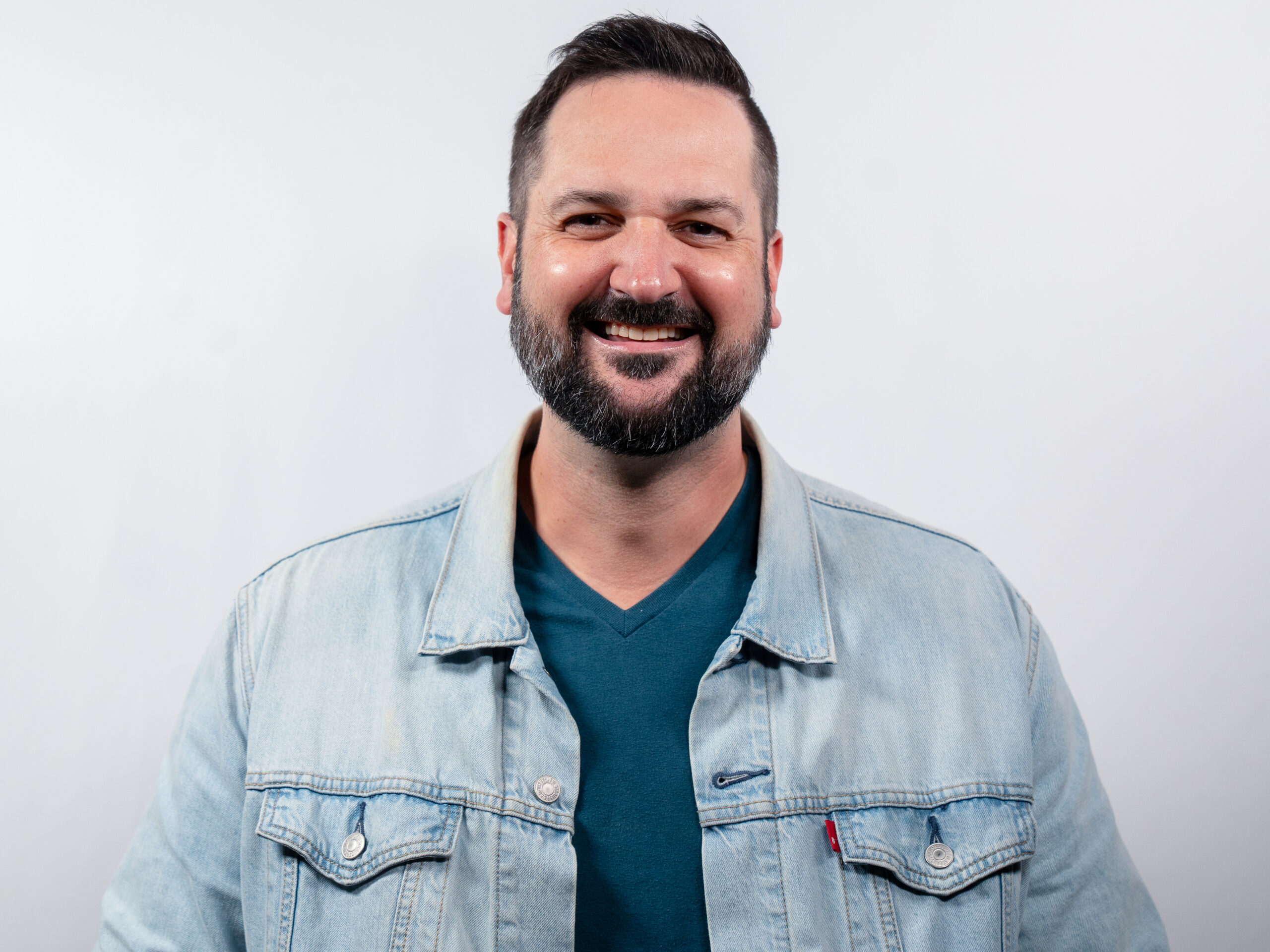 Contemporary Worship & Creative Arts Pastor